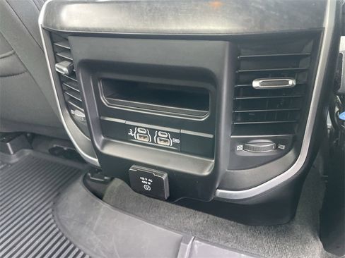 Used 2020 RAM 1500 Big Horn image 24