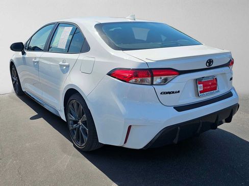 Certified 2024 Toyota Corolla SE FWD image 5