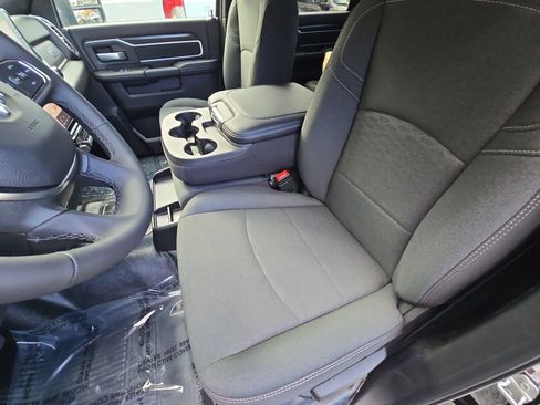 New 2026 RAM 3500 Big Horn AWD/4WD image 15