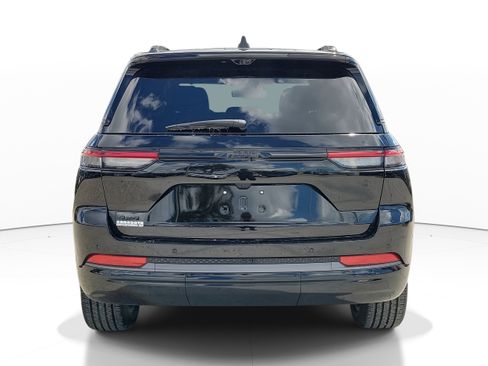 New 2026 Jeep Grand Cherokee Limited image 5