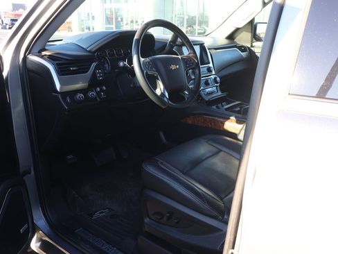 Used 2019 Chevrolet Tahoe Premier image 11
