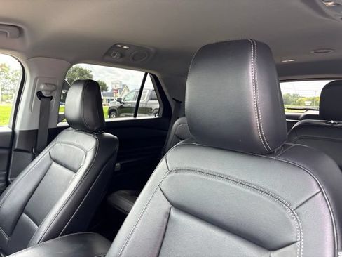 Used 2020 Ford Explorer XLT w/ Equipment Group 202A AWD/4WD image 9