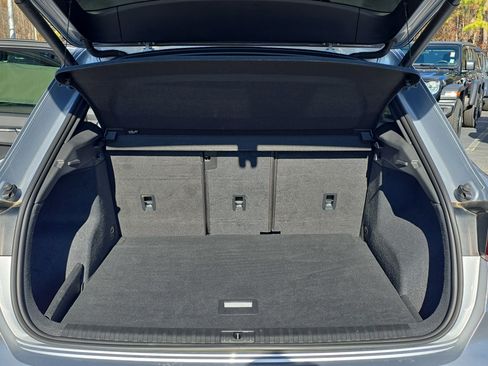 Used 2023 Audi Q3 2.0T Premium w/ Black Optic Package image 12