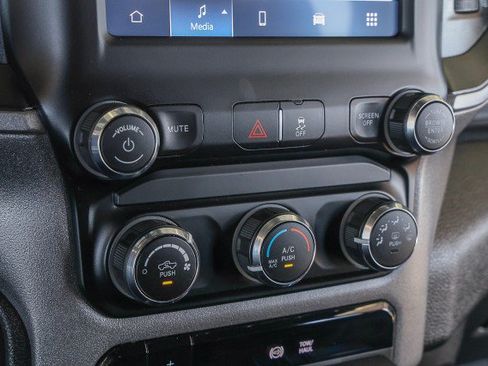 Used 2024 RAM 2500 Tradesman w/ Chrome Appearance Group AWD/4WD image 20