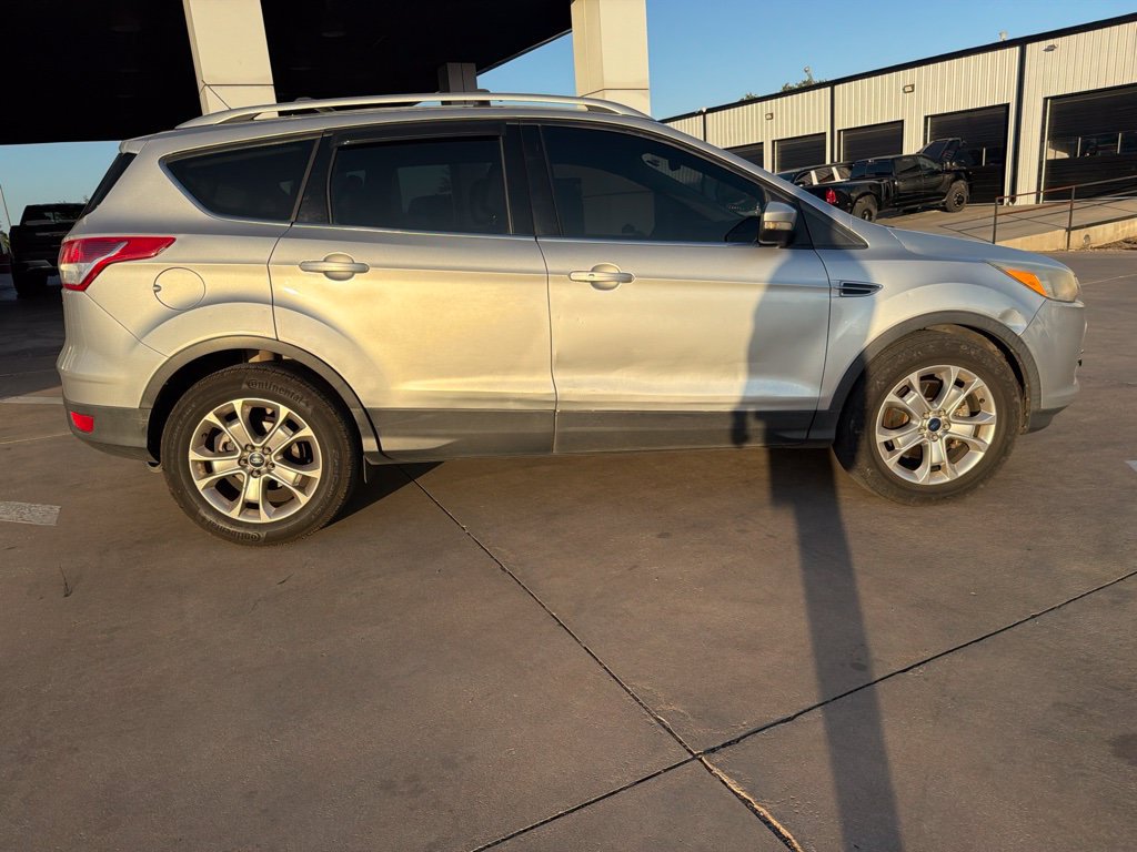 Used 2016 Ford Escape Titanium AWD/4WD image 2