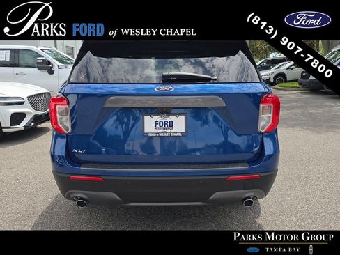Used 2021 Ford Explorer XLT w/ Equipment Group 202A RWD image 5