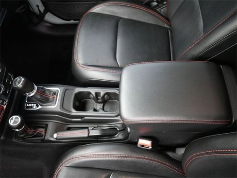 Used 2023 Jeep Wrangler Unlimited Rubicon w/ LED Lighting Group image 32