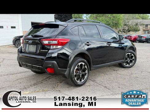 Used 2021 Subaru Crosstrek 2.0i Premium w/ Moonroof Package AWD/4WD image 8