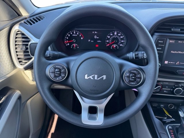 Certified 2022 Kia Soul LX FWD image 10