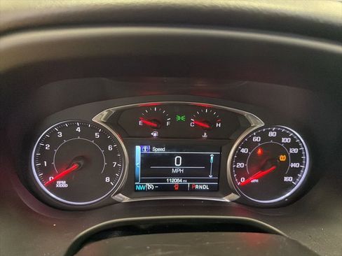 Used 2017 GMC Acadia SLE w/ Driver Alert Package I image 3