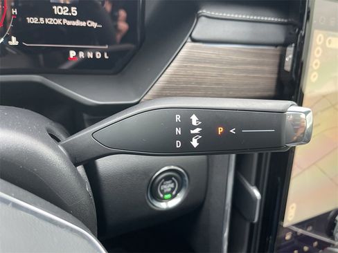 New 2026 GMC Acadia Denali w/ Super Cruise Package image 16