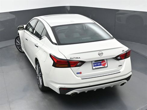 Used 2023 Nissan Altima 2.5 SL image 34
