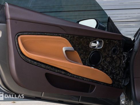 Used 2017 Aston Martin DB11 V12 image 19