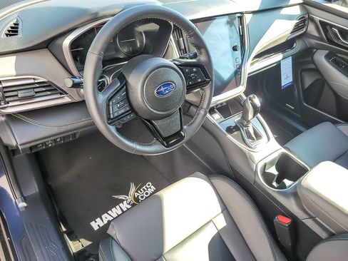 Certified 2025 Subaru Outback Onyx Edition image 8