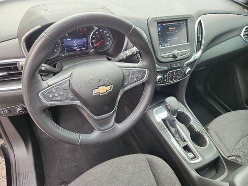 Used 2022 Chevrolet Equinox LT FWD image 10