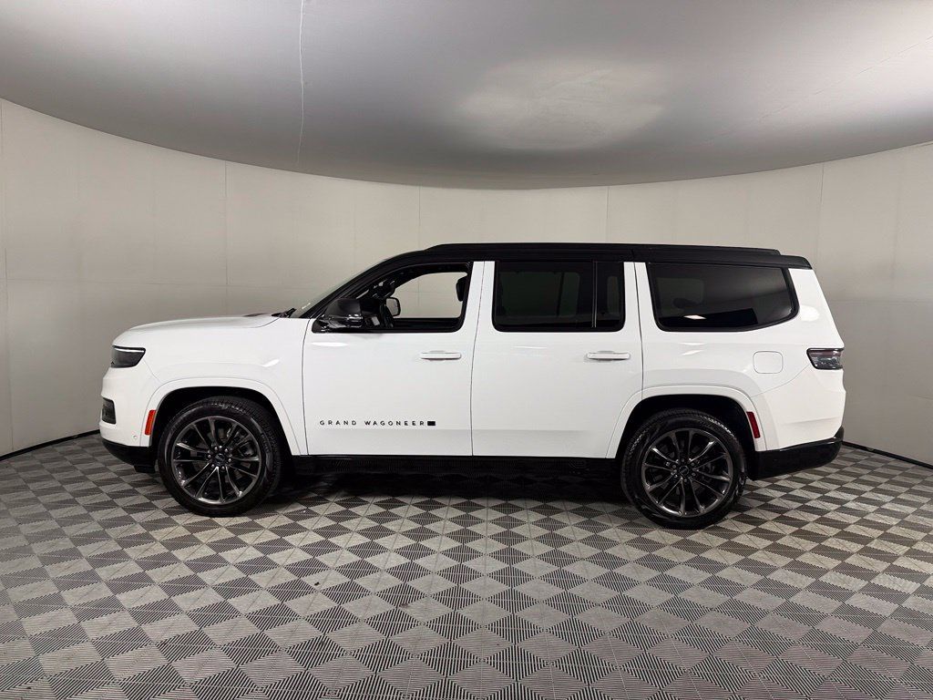 Used 2024 Jeep Grand Wagoneer Series II Obsidian w/ Quick Order Packagew 28T AWD/4WD image 10