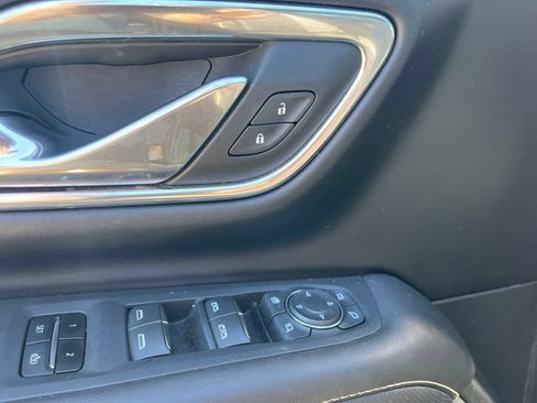 Used 2023 Chevrolet Tahoe Premier w/ Texas Edition RWD image 11
