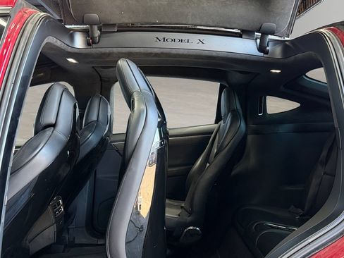 Used 2017 Tesla Model X 75D AWD/4WD image 18