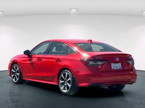 Certified 2025 Honda Civic Sport Touring image 4