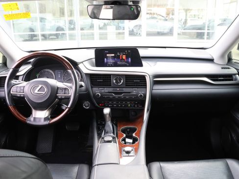 Used 2018 Lexus RX 350L FWD image 16