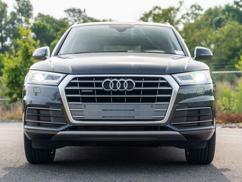 Used 2020 Audi Q5 2.0T Premium Plus w/ Premium Plus Package AWD/4WD image 2