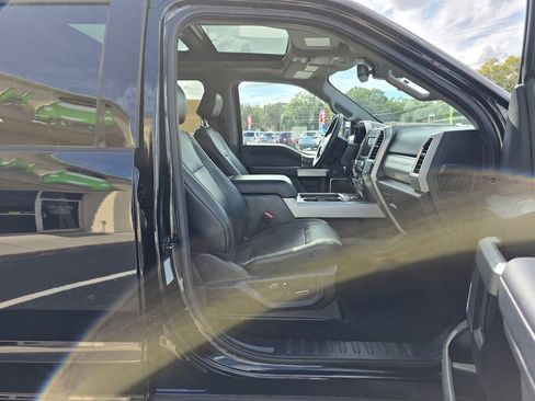 Used 2018 Ford F350 Lariat w/ Lariat Ultimate Package image 13