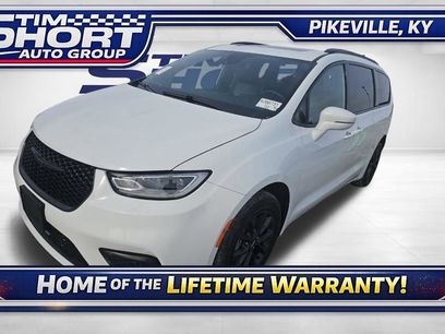 Used 2021 Chrysler Pacifica Limited w/ S Appearance Package