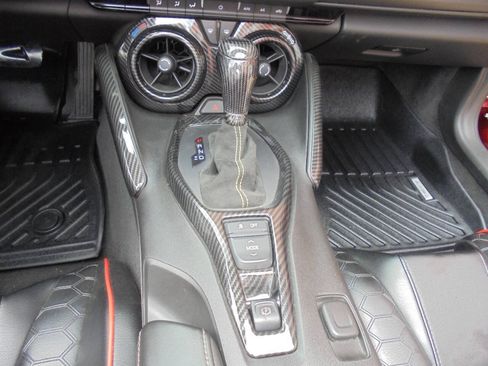 Used 2017 Chevrolet Camaro LT RWD image 16