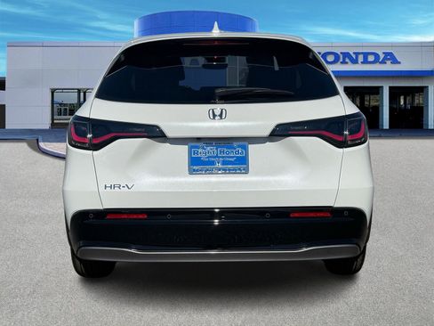 New 2026 Honda HR-V EX-L image 6