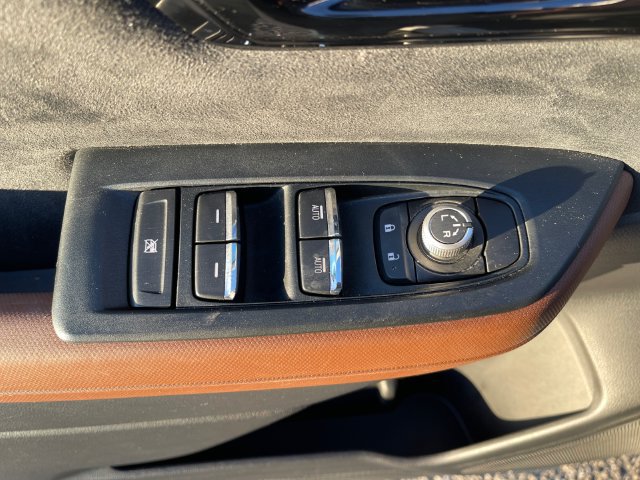 Certified 2025 Subaru Forester Touring AWD/4WD image 28