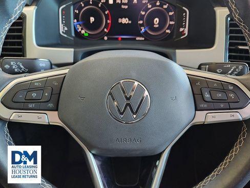 Used 2022 Volkswagen Atlas SEL image 36