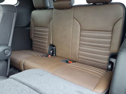 New 2026 GMC Acadia Denali Ultimate AWD/4WD image 14