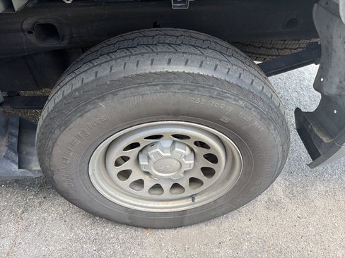 Used 2022 GMC Sierra 1500 Pro w/ Pro Value Package image 11