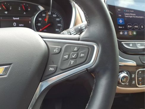 Used 2023 Chevrolet Equinox Premier w/ LPO, Floor Liner Package FWD image 14
