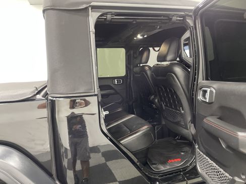 Used 2020 Jeep Gladiator Rubicon w/ Dual Top Group image 19
