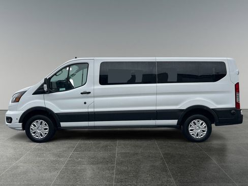 Used 2024 Ford Transit 350 XLT RWD image 4
