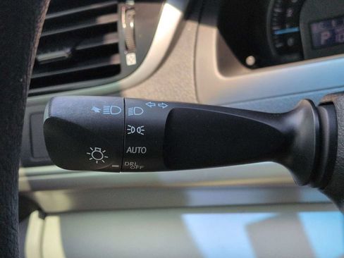 Used 2012 Toyota Camry LE FWD image 27