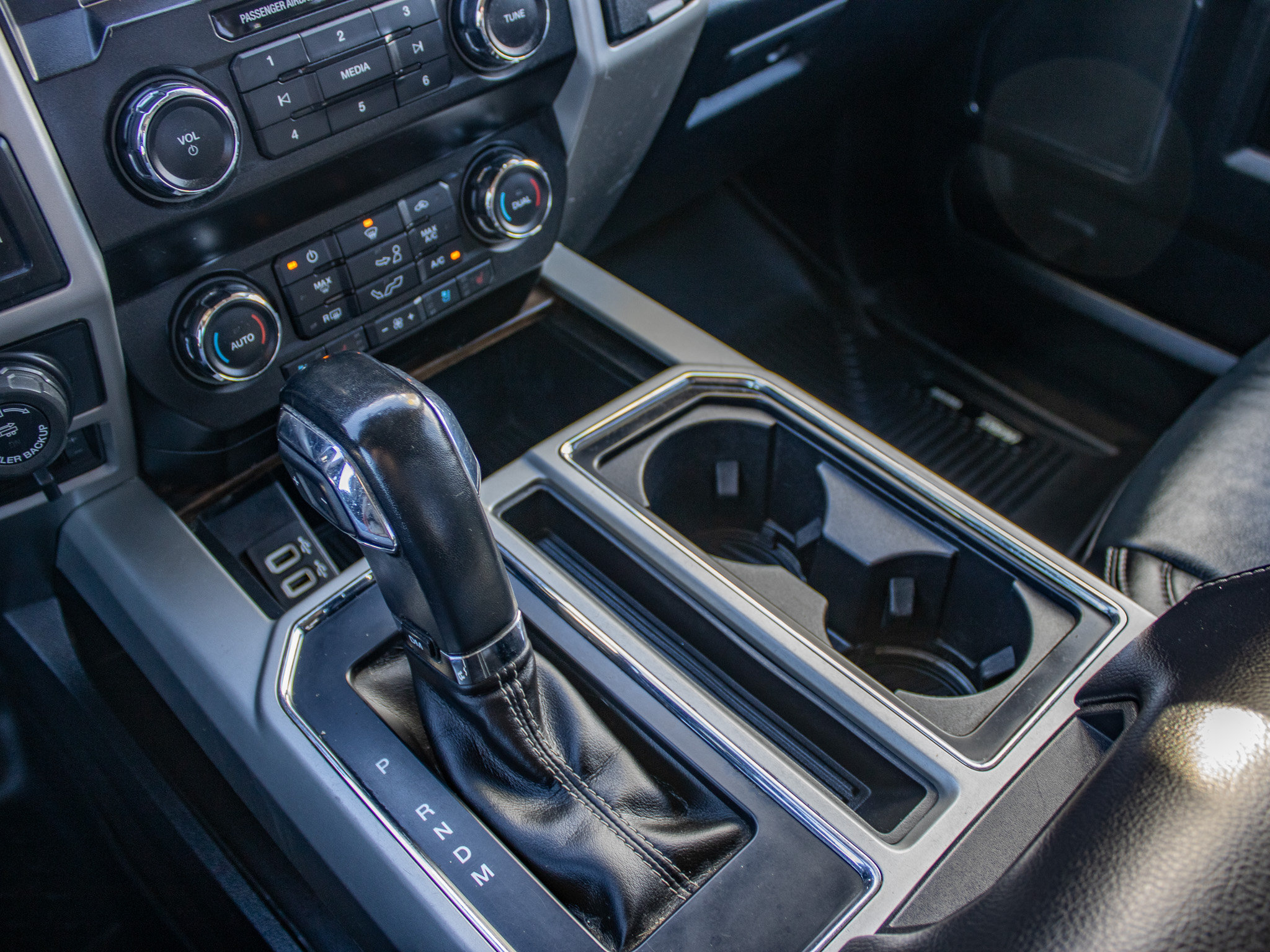 Used 2020 Ford F150 Lariat AWD/4WD image 44