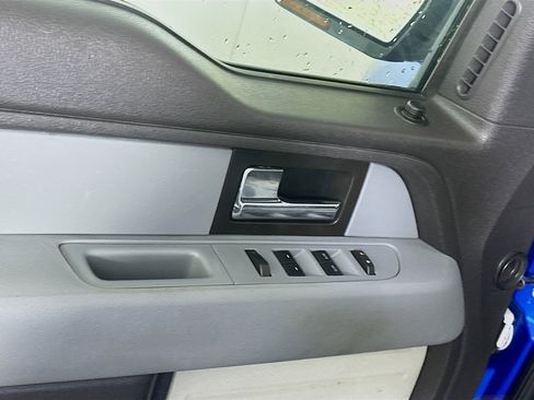 Used 2013 Ford F150 XLT w/ XLT Chrome Pkg image 15