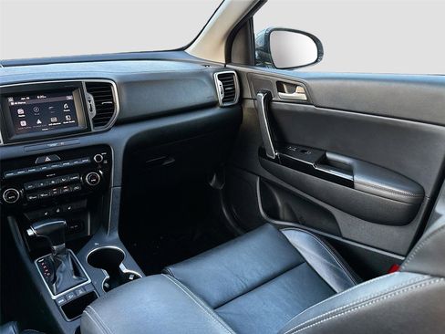 Used 2019 Kia Sportage EX w/ EX Premium Package image 26