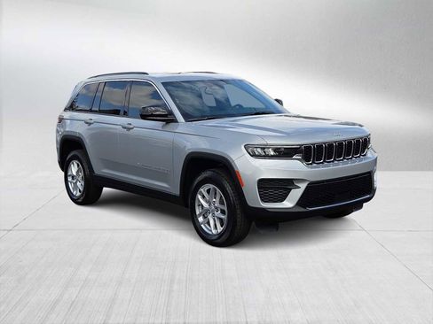 New 2025 Jeep Grand Cherokee Laredo X w/ Luxury Tech Group I image 2