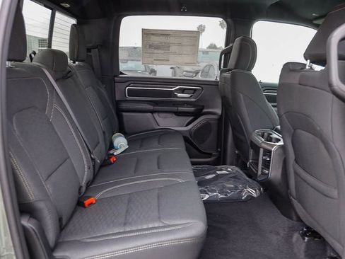 New 2026 RAM 1500 4x4 Crew Cab image 19