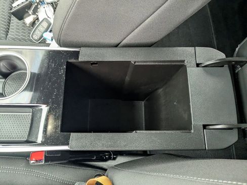 Used 2025 Chevrolet Equinox LT image 27