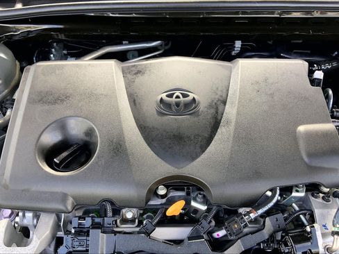 Used 2023 Toyota Camry SE FWD image 32