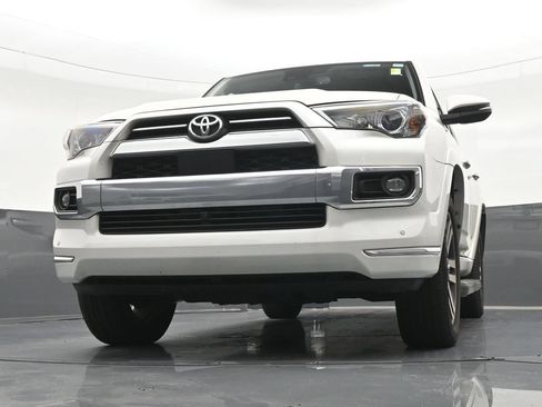 Used 2023 Toyota 4Runner Limited AWD/4WD image 30