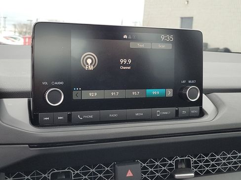 Certified 2024 Honda Accord EX image 22