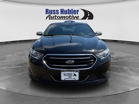 Used 2016 Ford Taurus Limited w/ Equipment Group 301A FWD image 9