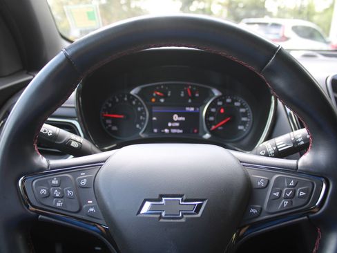 Used 2023 Chevrolet Equinox RS FWD image 28