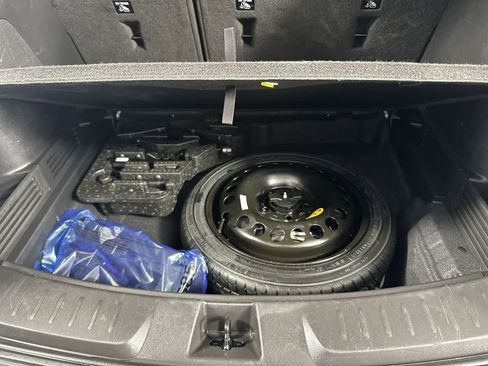 Used 2024 Chevrolet TrailBlazer LT w/ Convenience Package image 29