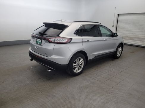 Used 2018 Ford Edge SEL AWD/4WD image 9